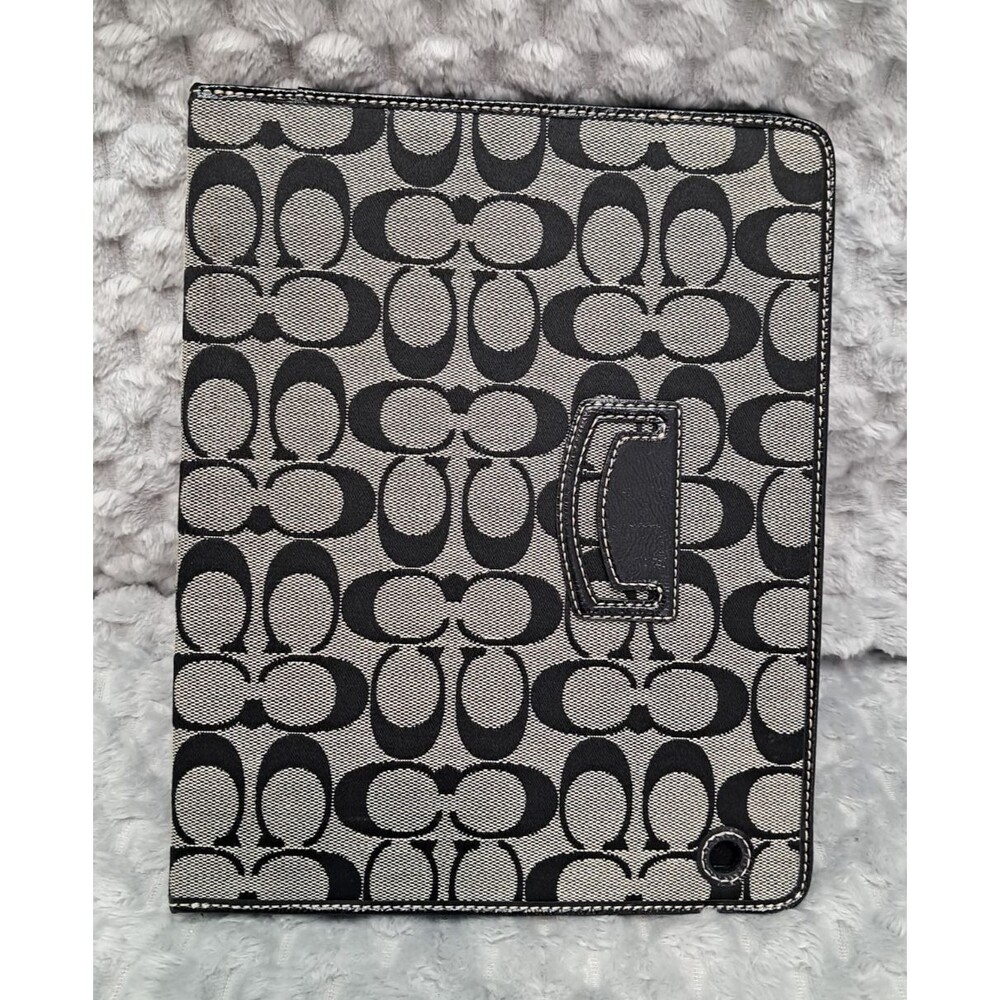 COACH Apple I Pad Semi-Hard Case Signature "C" Logo Cover Folio Black Tablet